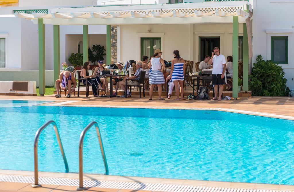 Maltezana Beach Hotel Екстериор снимка