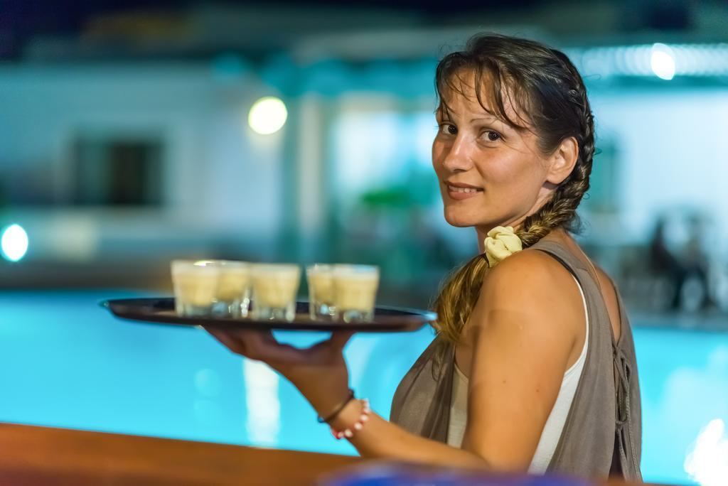Maltezana Beach Hotel Екстериор снимка